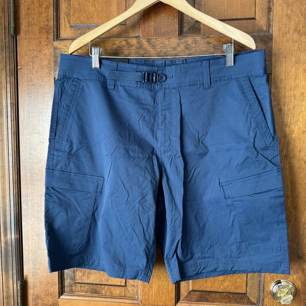 NWT ZeroXposur Heritage (Dark Blue) Travel Series Cargo Shorts Size 38
